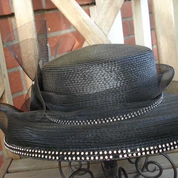 Vintage Lady Hat In Black - Picture 3 of 8